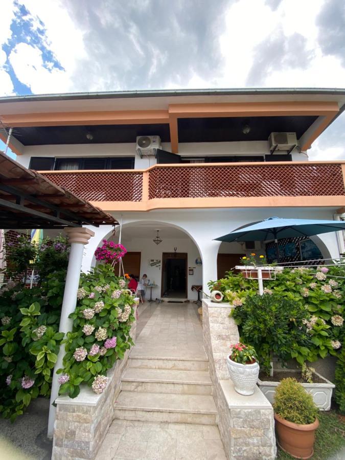 Studio Rooms Moncherie Ulcinj Zewnętrze zdjęcie